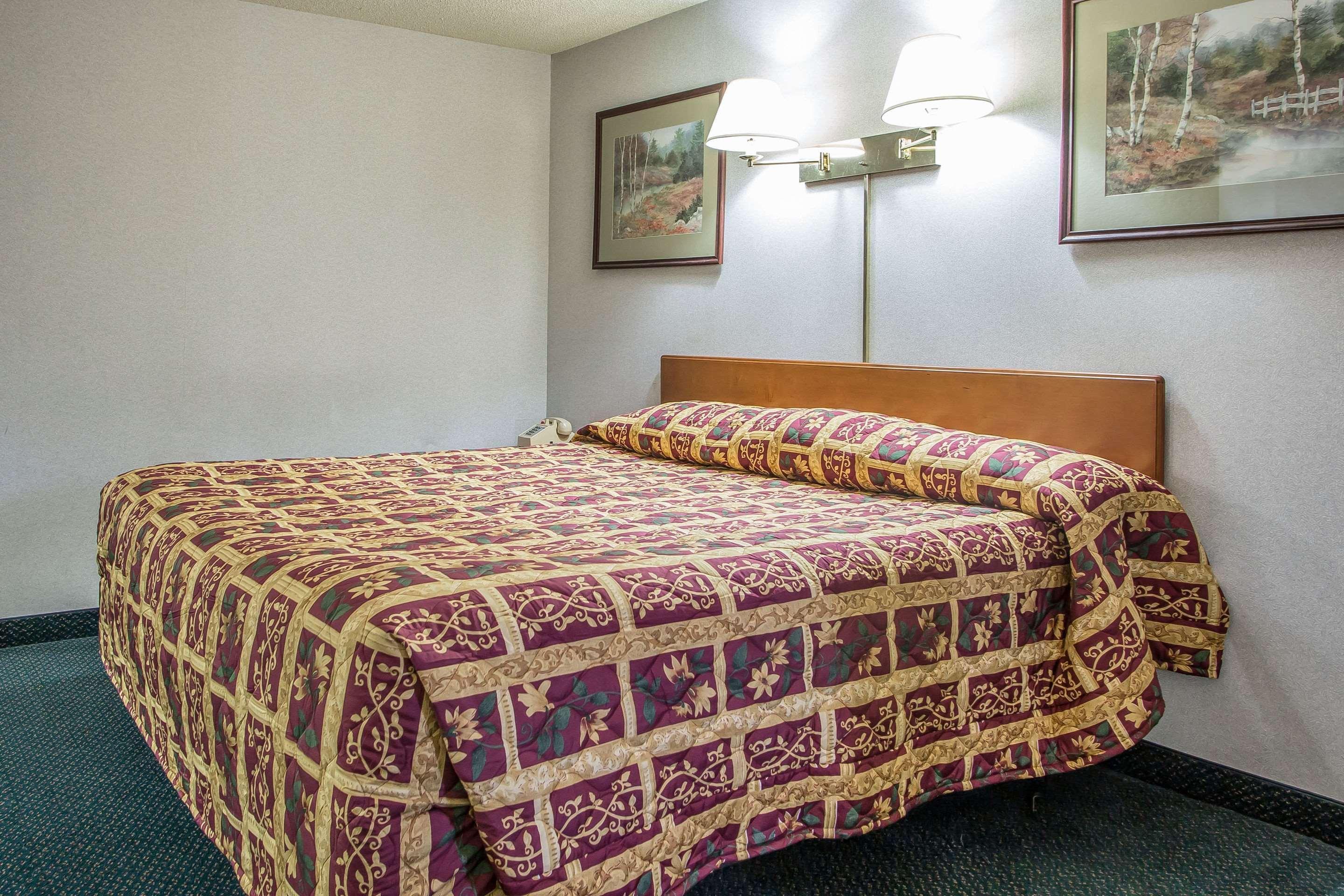 Rodeway Inn Μπέντφορντ Εξωτερικό φωτογραφία