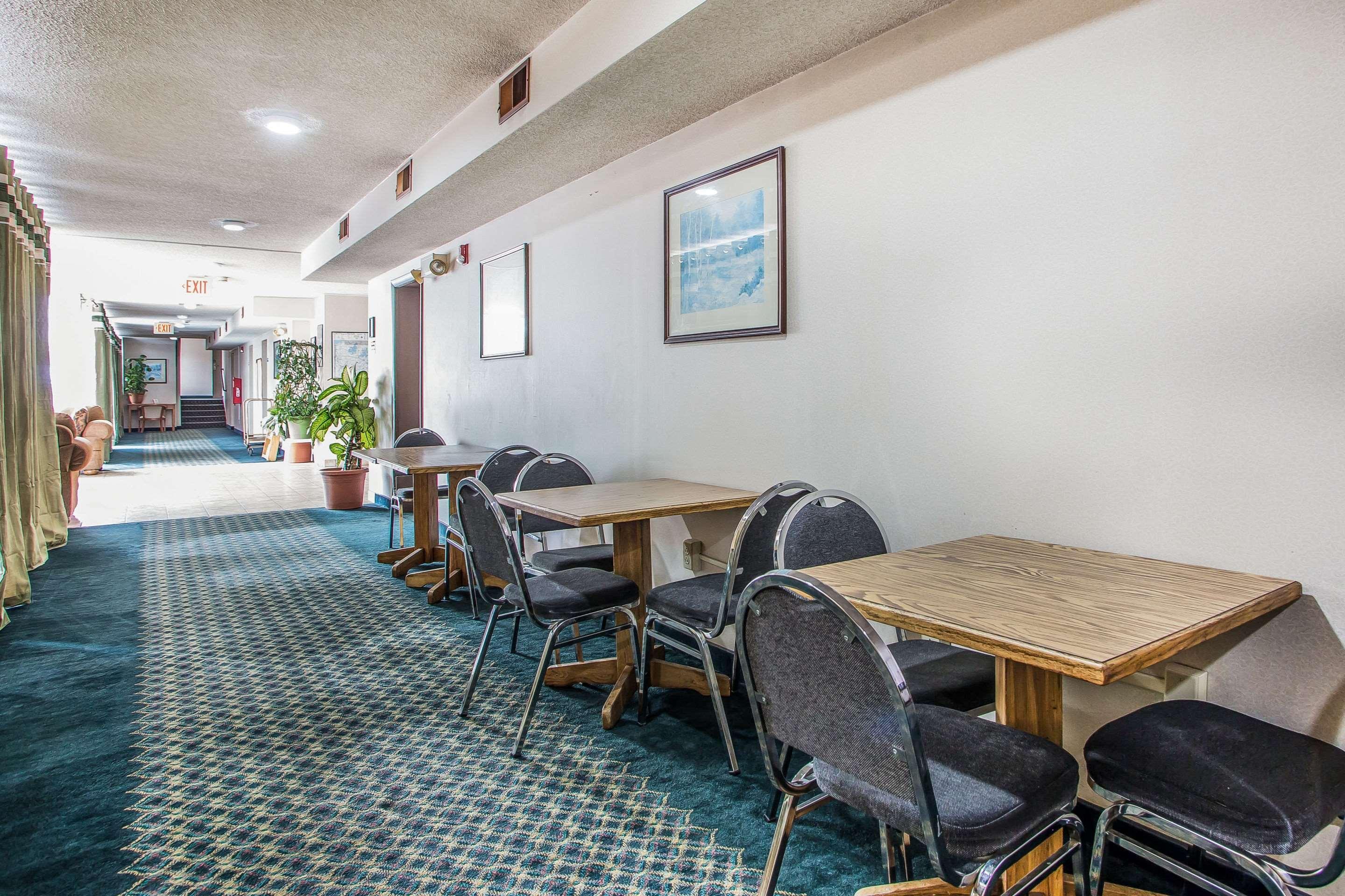 Rodeway Inn Μπέντφορντ Εξωτερικό φωτογραφία