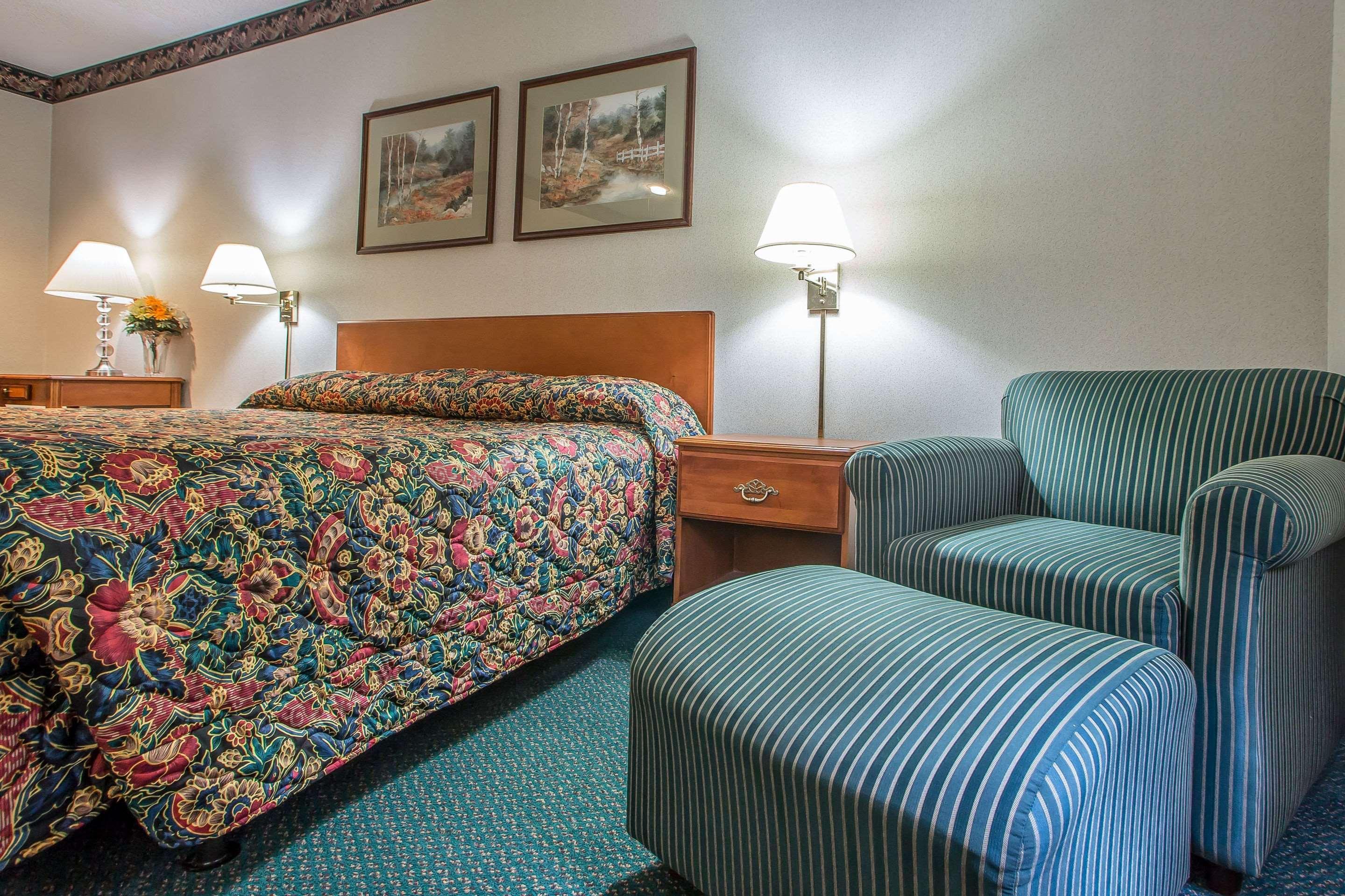 Rodeway Inn Μπέντφορντ Εξωτερικό φωτογραφία